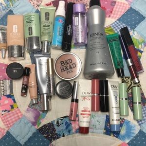 Make up 1st pic tested or used 2nd pic brand new